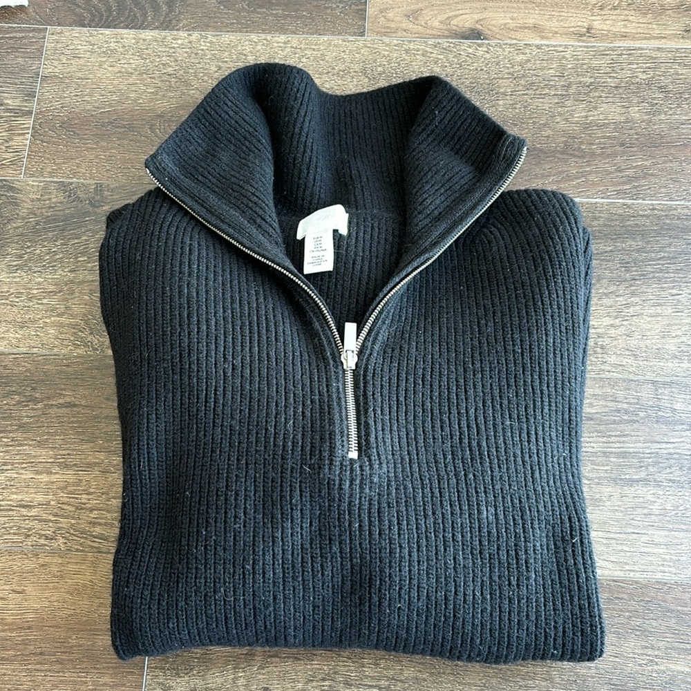 Black H&M Quarter Zip Sweater